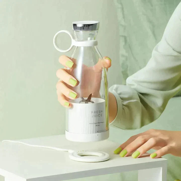 PORTABLE 4 BLENDERS JUICE BOTTLE USB RECHARGEABLE